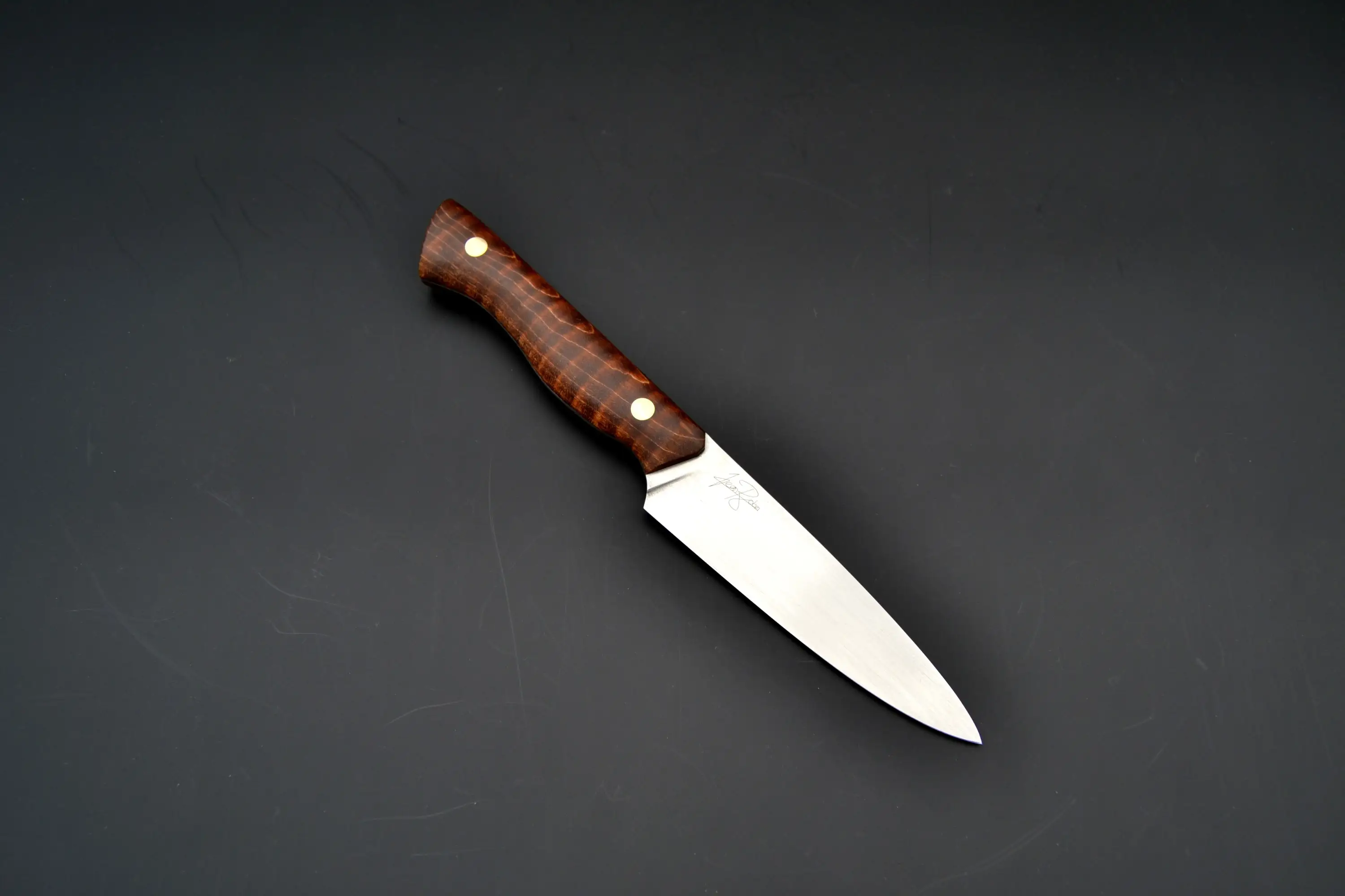 Picture of an office knife