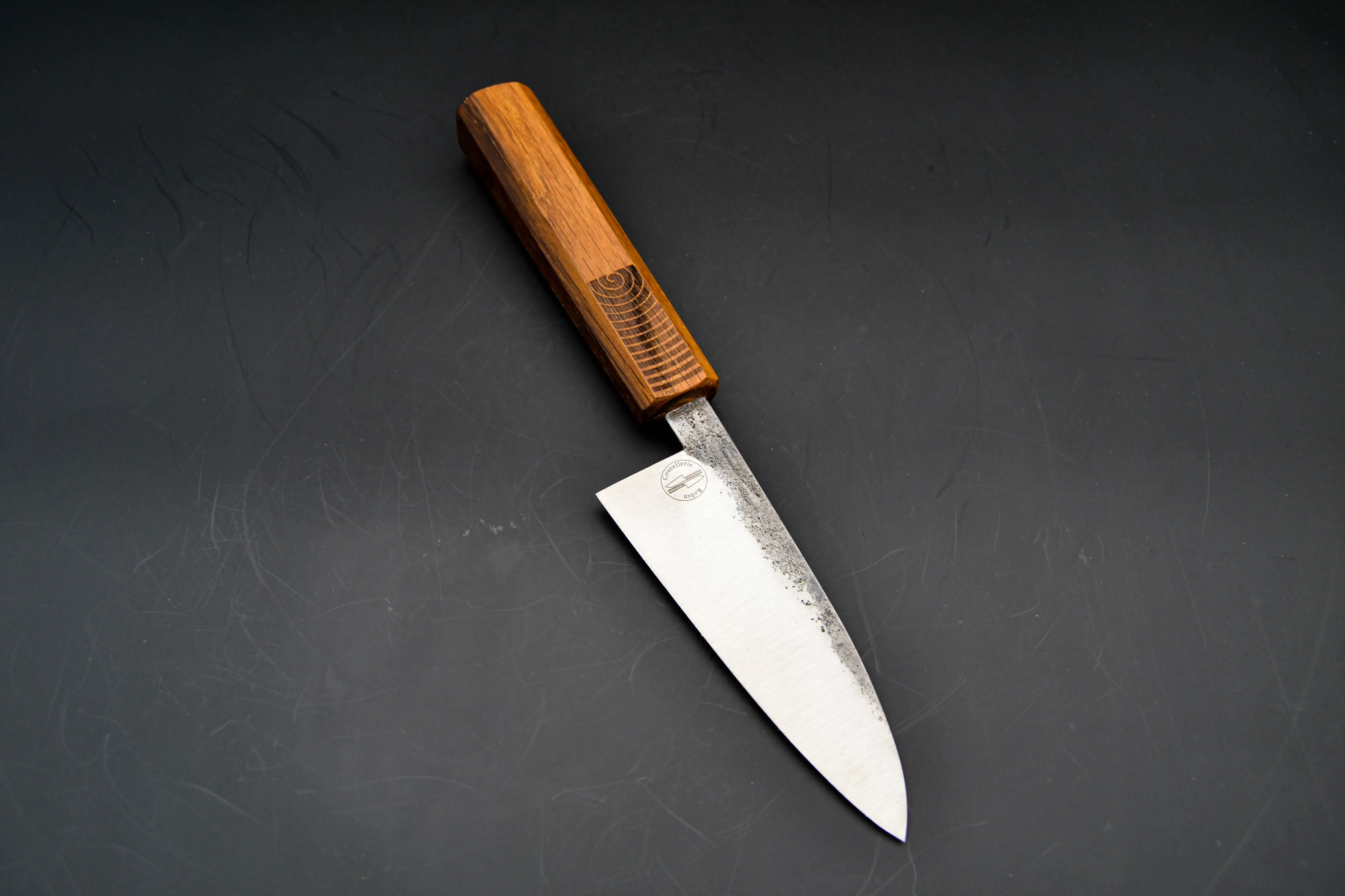 Picture of a petty knife