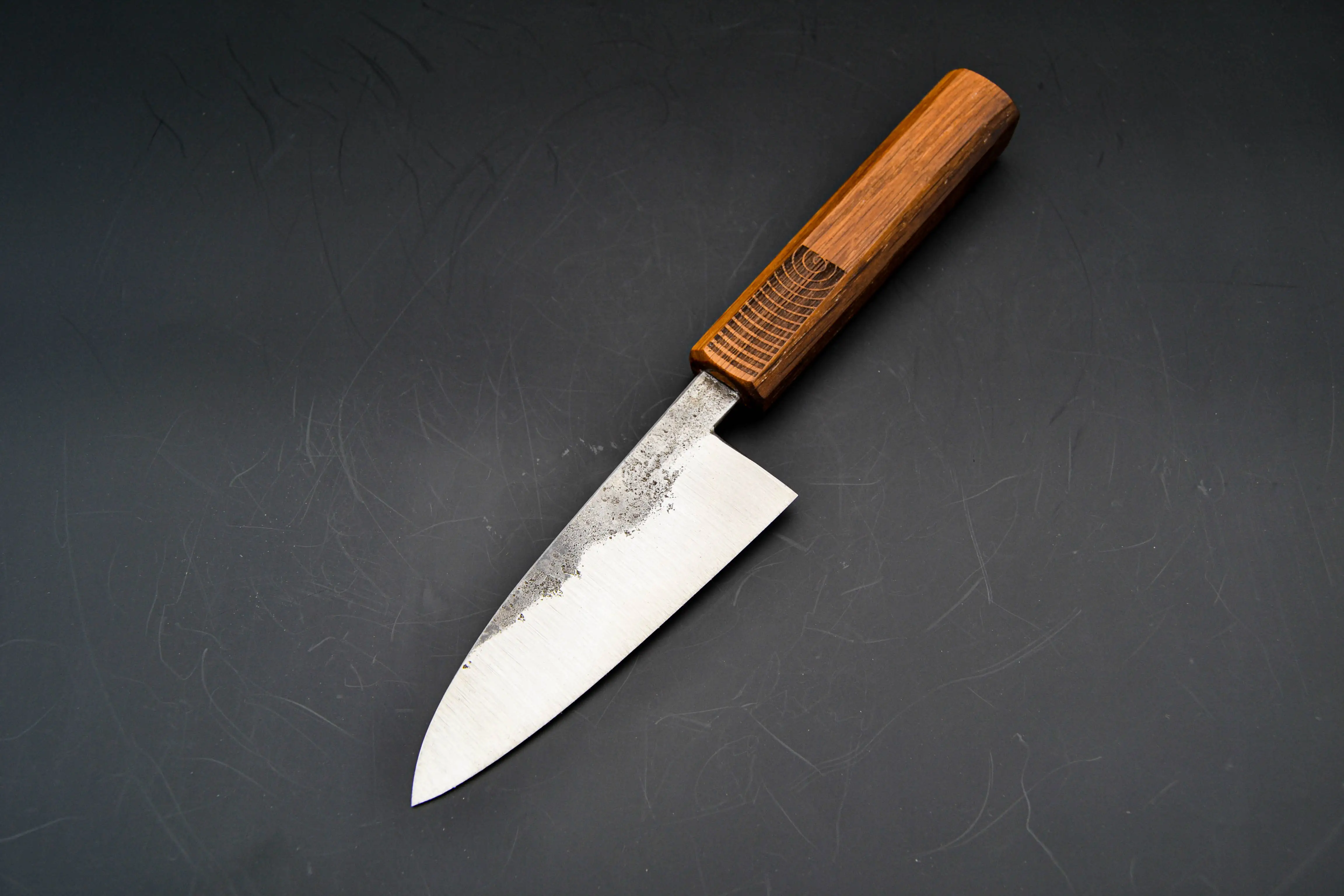 Picture of a petty knife