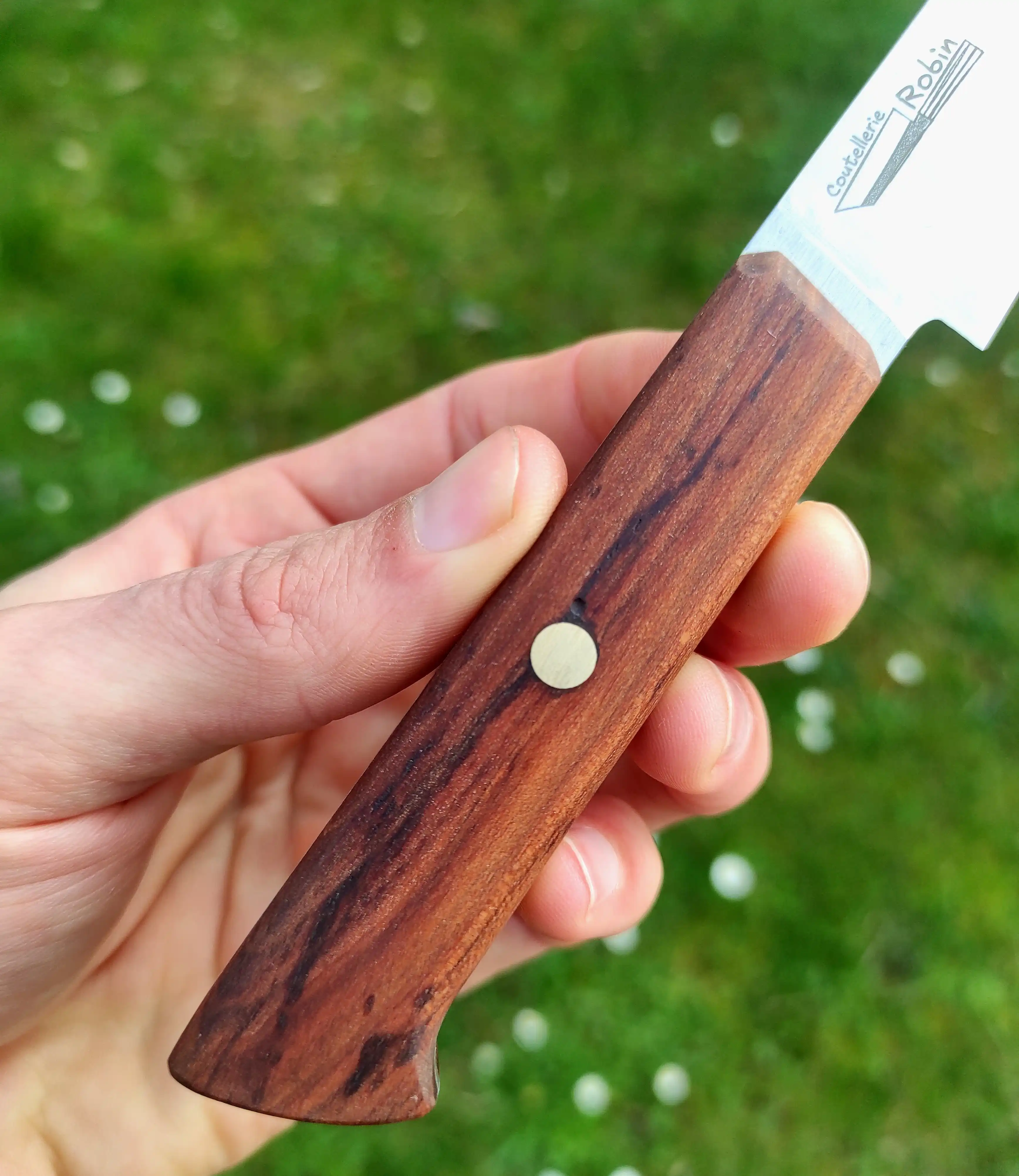 Picture of an office knife